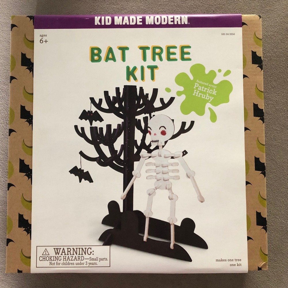 Kid Made Modern Bat Tree Kit Kids Unisex Brown Halloween DIY Craft Art Autumn